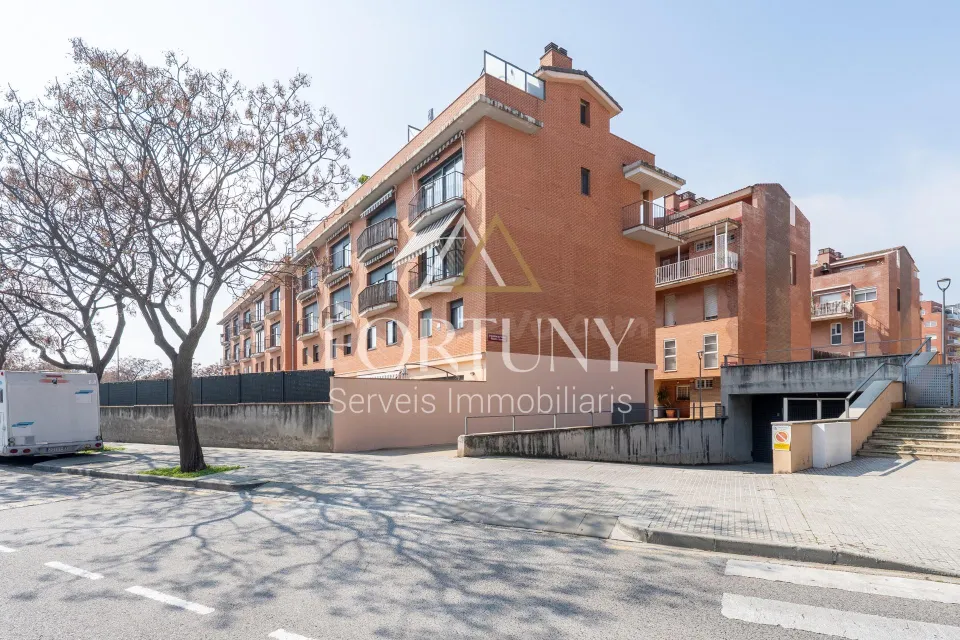 Dúplex en venta Calle Teresa de Calcuta, Reus.