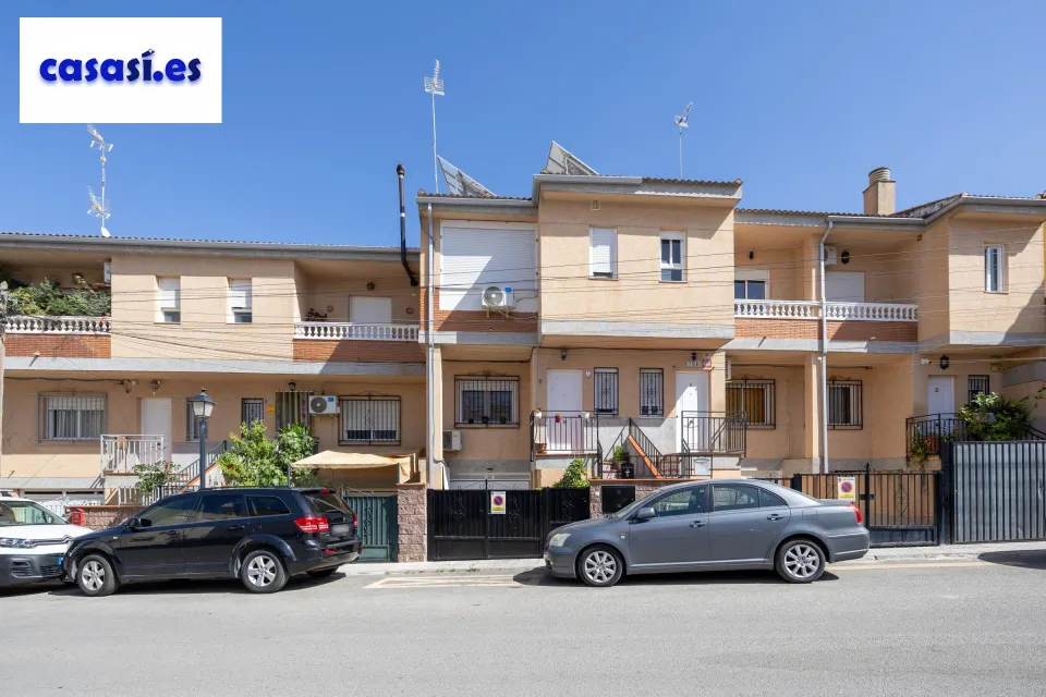 AMPLIA Y PRECIOSA CASA LISTA PARA ENTRAR A VIVIR!!