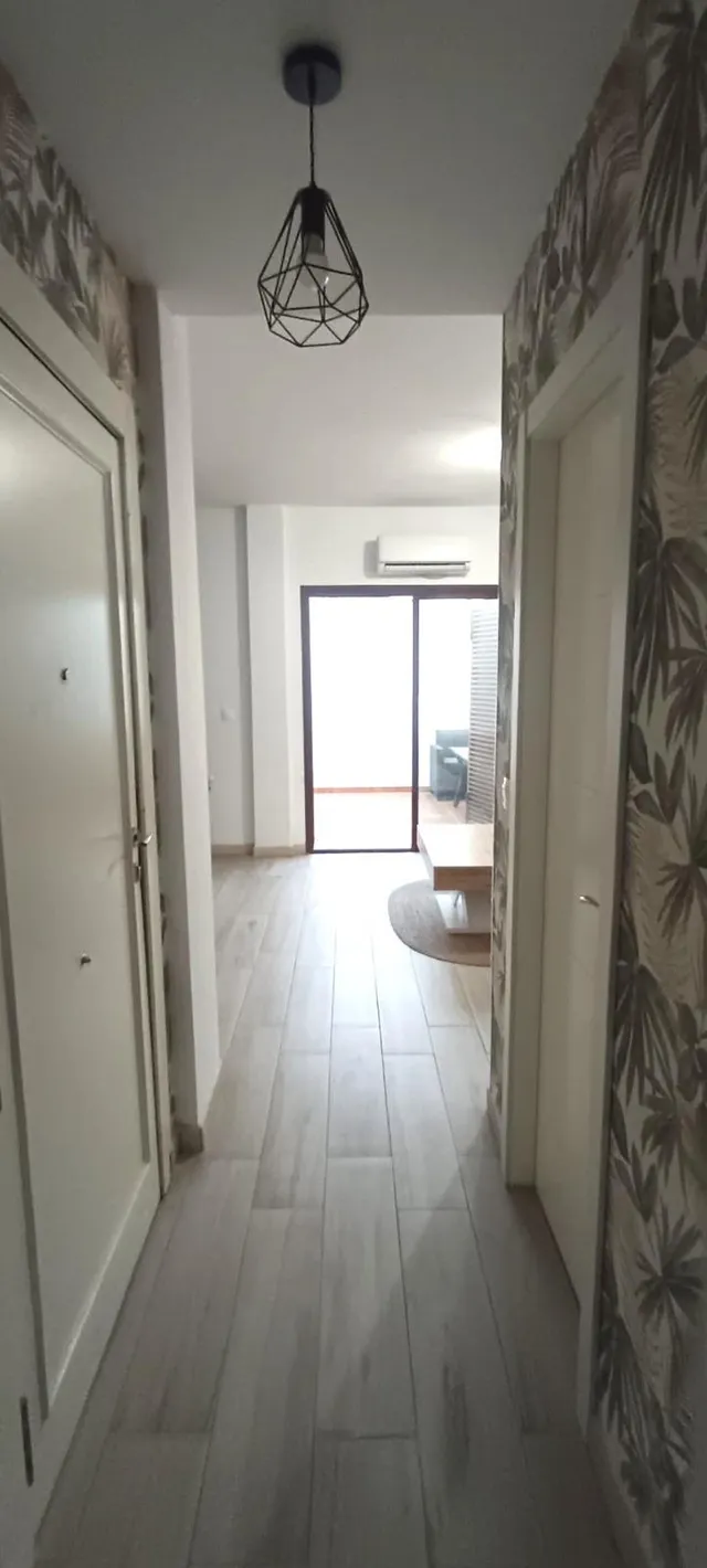 TU NUEVO HOGAR EN GUILLENA: 3 DORMITORIOS, PATIO, GARAJE Y MUCHA LUZ EN URBANIZACIÓN PRIVADA — 7