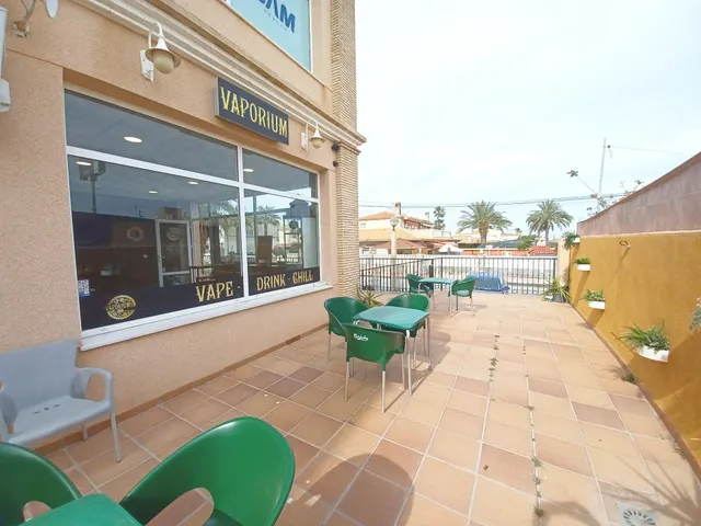 Local comercial en venta en La Regia — 10