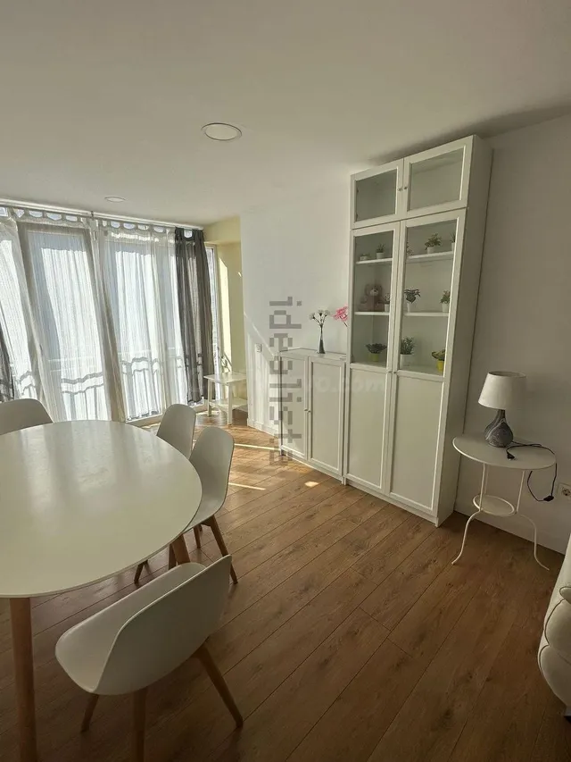 Piso 2 habitaciones 96m² en alquiler - Sant Pau - foto 4