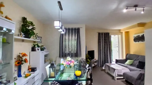 Adosado de 3 habitaciones, jardín, parking privado y gran piscina comunitaria a pocos metros de la Platja de Mont-Roig!! — 18