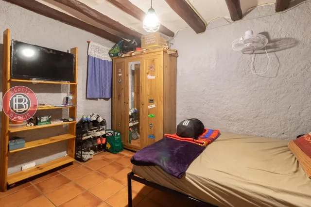 Casa de poble amb encant, 288 m2 construïts  amb celler  pati  terrassa a Piera — 19