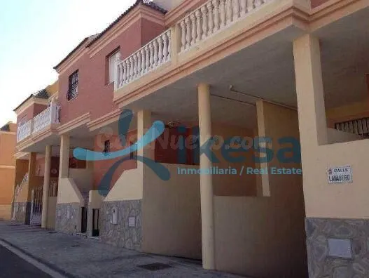 Se vende Chalet en la localidad de Almería
