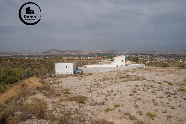 Terreno urbano de 750 m2 en Altos de La Zubia. Parcela 17, m - foto 5