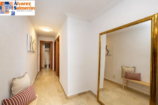 Piso y cochera en venta junto Acera de Darro. — 29