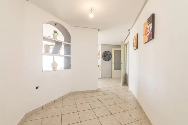 ATICO EXCLUSIVO CON UNAS VISTAS INCREIBLES PARA REFORMAR — 21