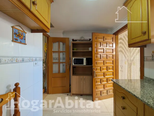 ¡LA GRAN PLAYA! ADOSADO EN RESIDENCIAL, LUMINOSO CON GARAJE, TERRAZA Y PISCINA — 13
