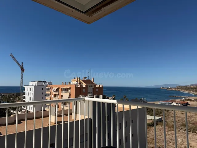 Encantador Piso con Vistas al Mar — 2