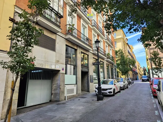 Garaje 27m² en venta - Centro - foto 2