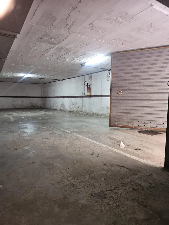 🚗 Plaza de parking en Av. Francesc Macià — 4