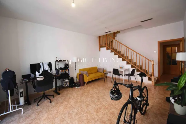 ENCANTADOR DUPLEX EN FINCA HISTÓRICA REHABILITADA EN VILANOVA — 3
