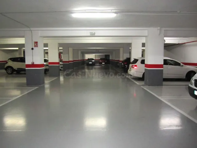 PLAZA DE GARAJE PARA MOTO EN ALQUILER, VALLADOLID - foto 4