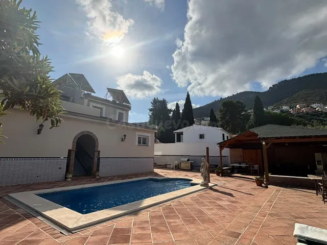 Chalet 7 habitaciones 522m² en venta - Manantiales - Lagar - - foto 5