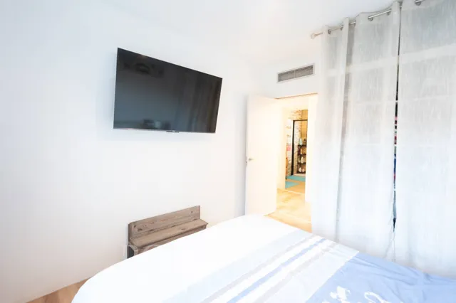 Villa reformada con piscina privada en Can Carbonell, Caldes de Malavella — 23