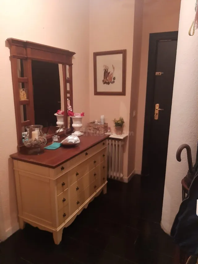 Apartamento con garaje - foto 2
