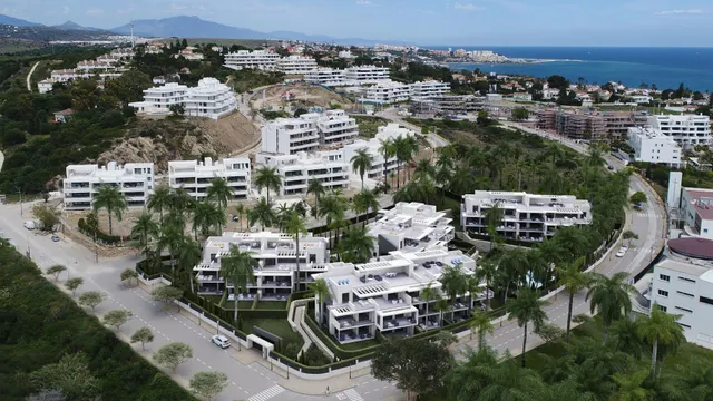Vive el Lujo y la Tranquilidad en el Corazón de la Costa del Sol — 37