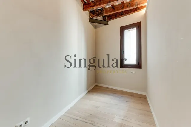 Piso reformado a estrenar en el Barrio Gótico de Barcelona — 21