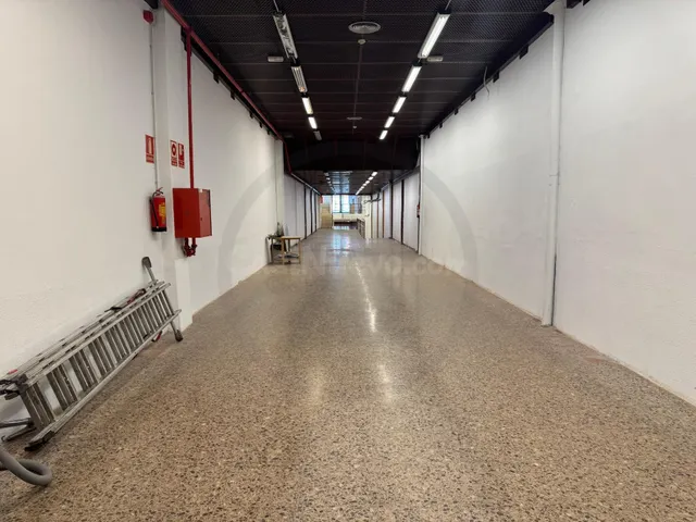 Local comercial 896m² en alquiler - Centre - foto 5