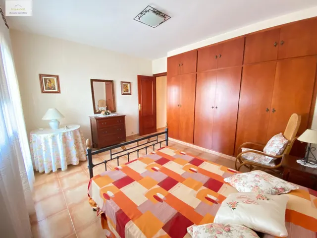 Fantàstica casa amb jardí a la urbanització de Sant Carles, La Roca del Vallès. — 8