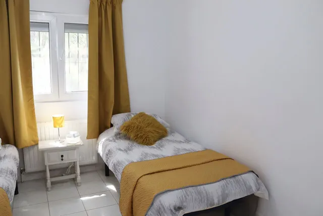 Villa 5 habitaciones 170m² en venta - Comunidad valenciana — 28