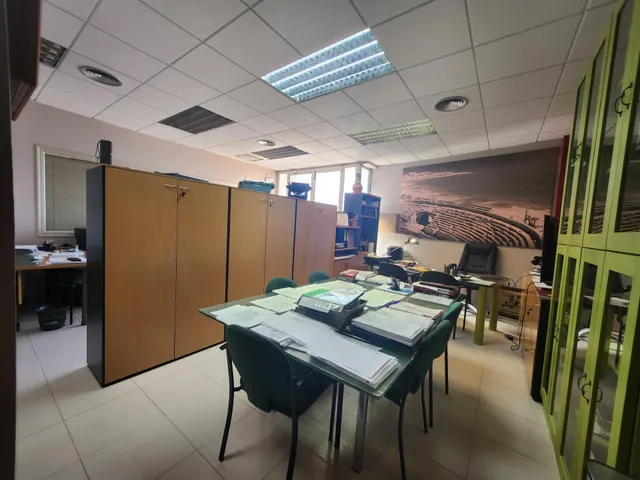 OFICINA DE 100M2 EN SAN PEDRO Y SAN PABLO — 7