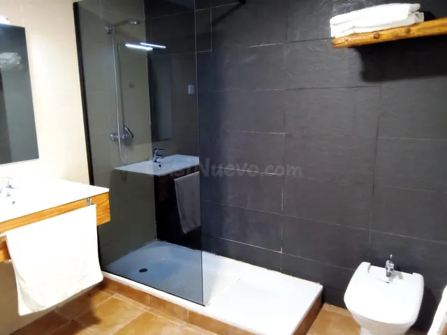 Casa con 5 apartamentos - foto 4