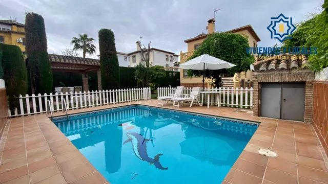 Chalet en venta en La Zubia con Licencia Turística — 44