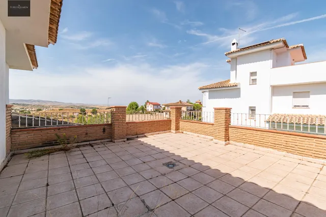 🏡 Tu refugio en la Urbanización Cortijo de la Luz — 42