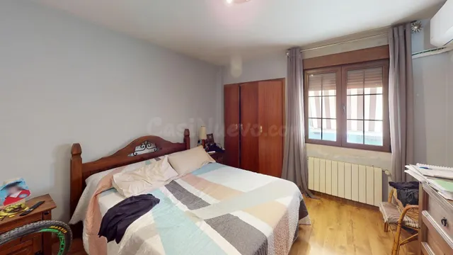 Espectacular Piso en Talamanca de Jarama con Amplia Terraza y Piscina Comunitaria — 19