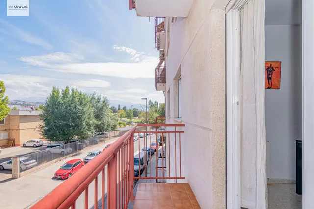 ALQUILER DE PISO DE 4 DORMITORIOS EN EL BARRIO DE ALBAYDA TOTALMENTE AMUEBLADO Y EQUIPADO Y CON PLAZA DE  GARAGE INCLUIDA — 6