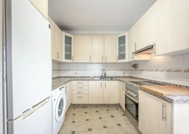Chalet independiente con 2 viviendas , Carretera de Mijas , Malaga — 10