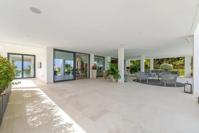 Chalet 5 habitaciones 473m² en venta - Marbella — 24