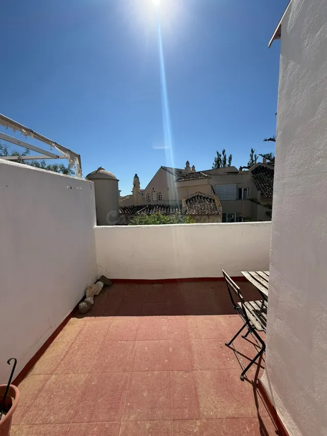 Dúplex con vistas al mar en Cerros del Águila, Mijas Costa — 4
