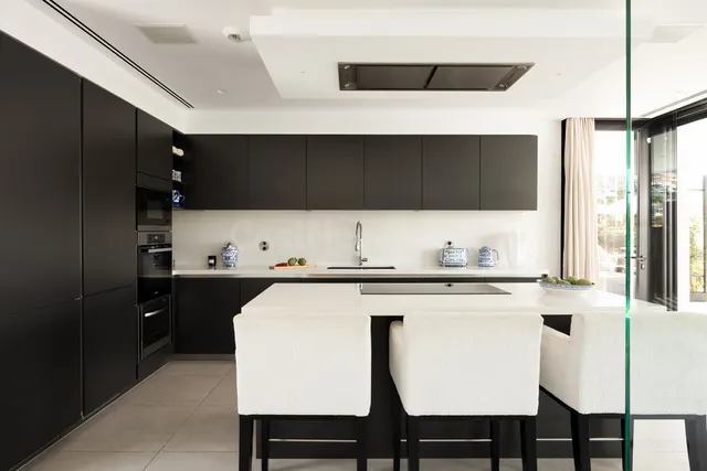 Chalet 4 habitaciones 368m² en venta - Marbella — 5
