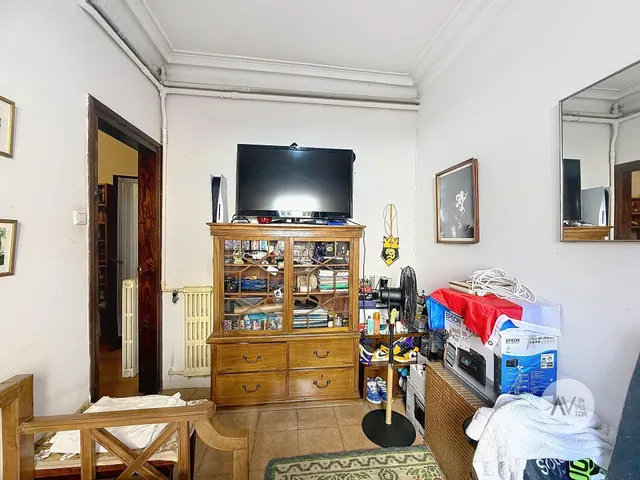 Amplio Piso en Sant Gervasi - La Bonanova, Ideal para Reformar — 33