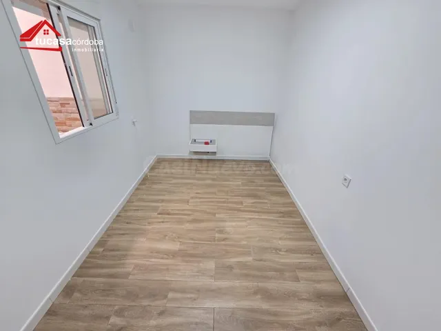 PISO CON DOS PATIOS Y TRASTERO EN EL ARCÁNGEL | 2 AMPLIOS DO - foto 5