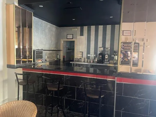Cafetería en dolores-ref-5 A — 4