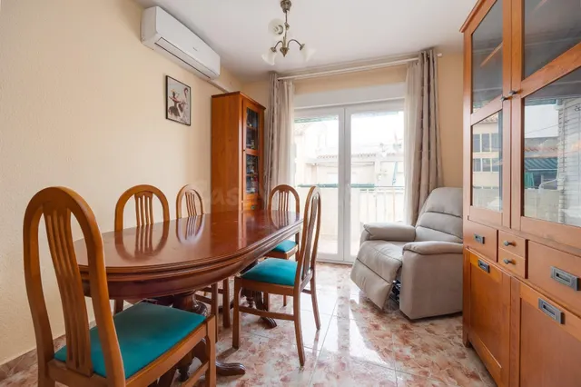 GRAN ÁTICO EN TORREVIEJA, 3 HAB, 1 BAÑO - foto 4