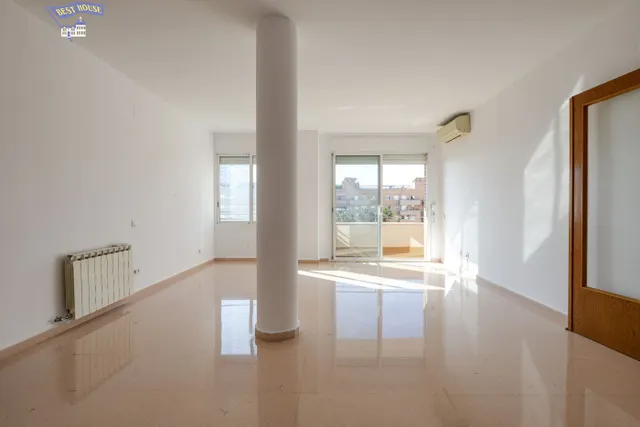 DUPLEX CON VISTA AL MAR — 8