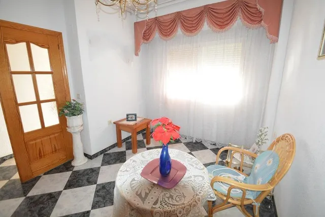 Magnífico chalet en Orihuela zona Urb. Montepinar, 344 m2. y parcela de 2737 m2. — 13