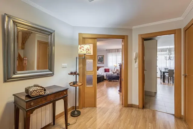 Casa pareada con piscina y vistas despejadas en Huétor Vega — 12