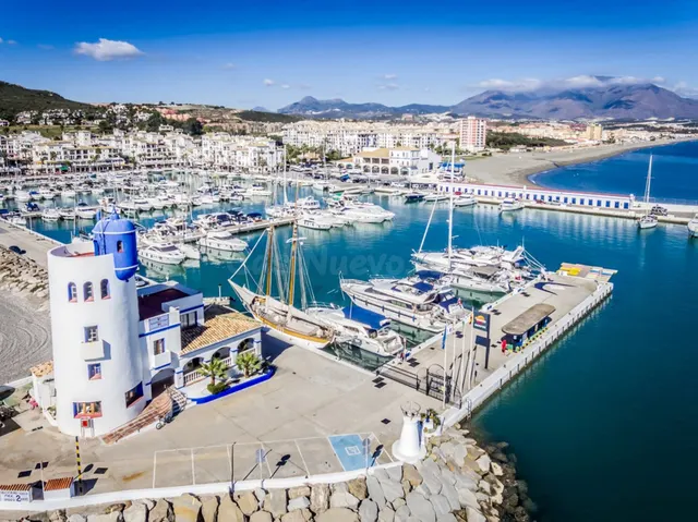 Parcela 312845m² en venta - Costa del Sol - foto 3