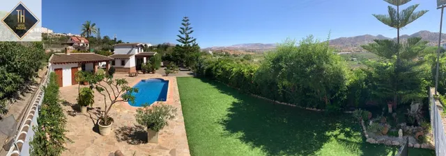Finca - chalet en Alora — 2
