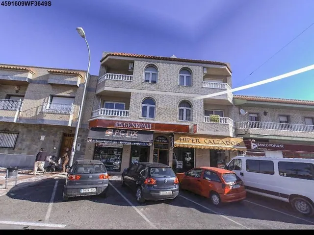 Piso en Venta en Roquetas De Mar Almería - foto 2