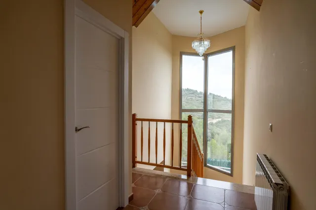 Casa con piscina y vistas a la montaña en Mas Borràs — 40