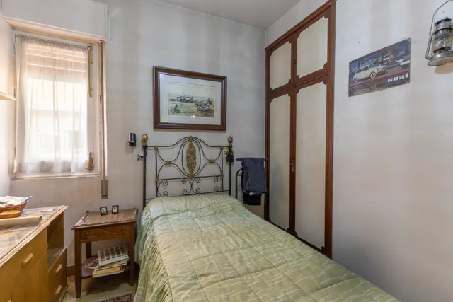 EXCLUSIVA VIVIENDA SEÑORIAL EN ANGEL GANIVET, EN PLENO CORAZON DE GRANADA — 19
