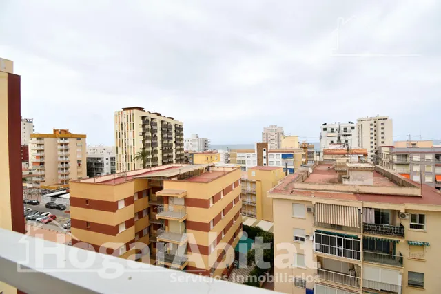 ¡SEGUNDA LÍNEA DE PLAYA! EXTERIOR REFORMADO CON GARAJE, PISCINA Y TERRAZA — 23