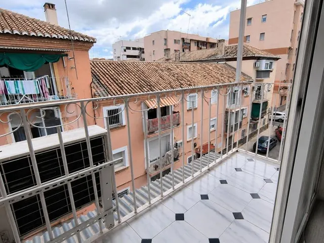 Piso en venta en Zaidín - foto 5
