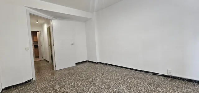 Acogedor Piso en Venta en San Blas, Alicante por €159,000 — 10